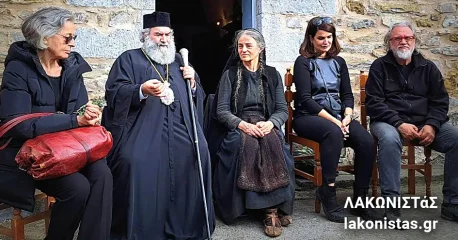 «Η Φόνισσα» | Επίσκεψη του Μητροπολίτη Μάνης κ. Χρυσοστόμου στο χώρο των γυρισμάτων