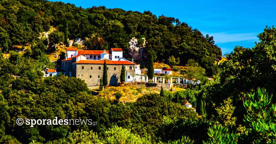 Σκόπελος / Πανηγυρίζει η Ιερά Μονή Τιμίου Προδρόμου στο Παλούκι