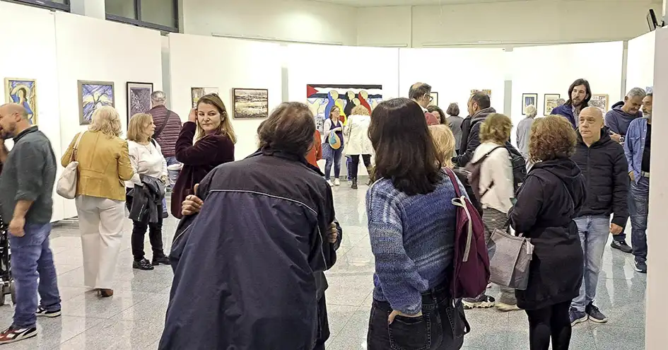 Πραγματοποιήθηκαν με επιτυχία τα εγκαίνια της Έκθεσης Ζωγραφικής με θέμα: «Ειρηνική Συνύπαρξη των λαών»