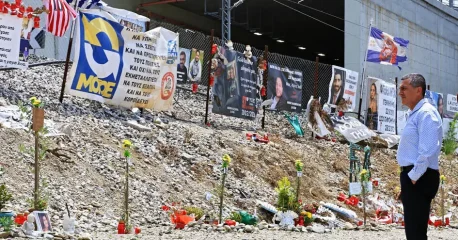 Στην Περιφέρεια Θεσσαλίας υποδέχθηκε ο Δημήτρης Κουρέτας τον Νίκολα Σμιτ και τον Νίκο Ανδρουλάκη