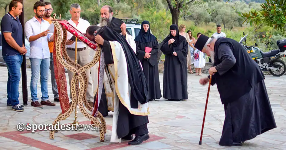 Σκόπελος | Πανηγυρίζει η Ιερά Μονή Τιμίου Προδρόμου στο Κοτρωνάκι